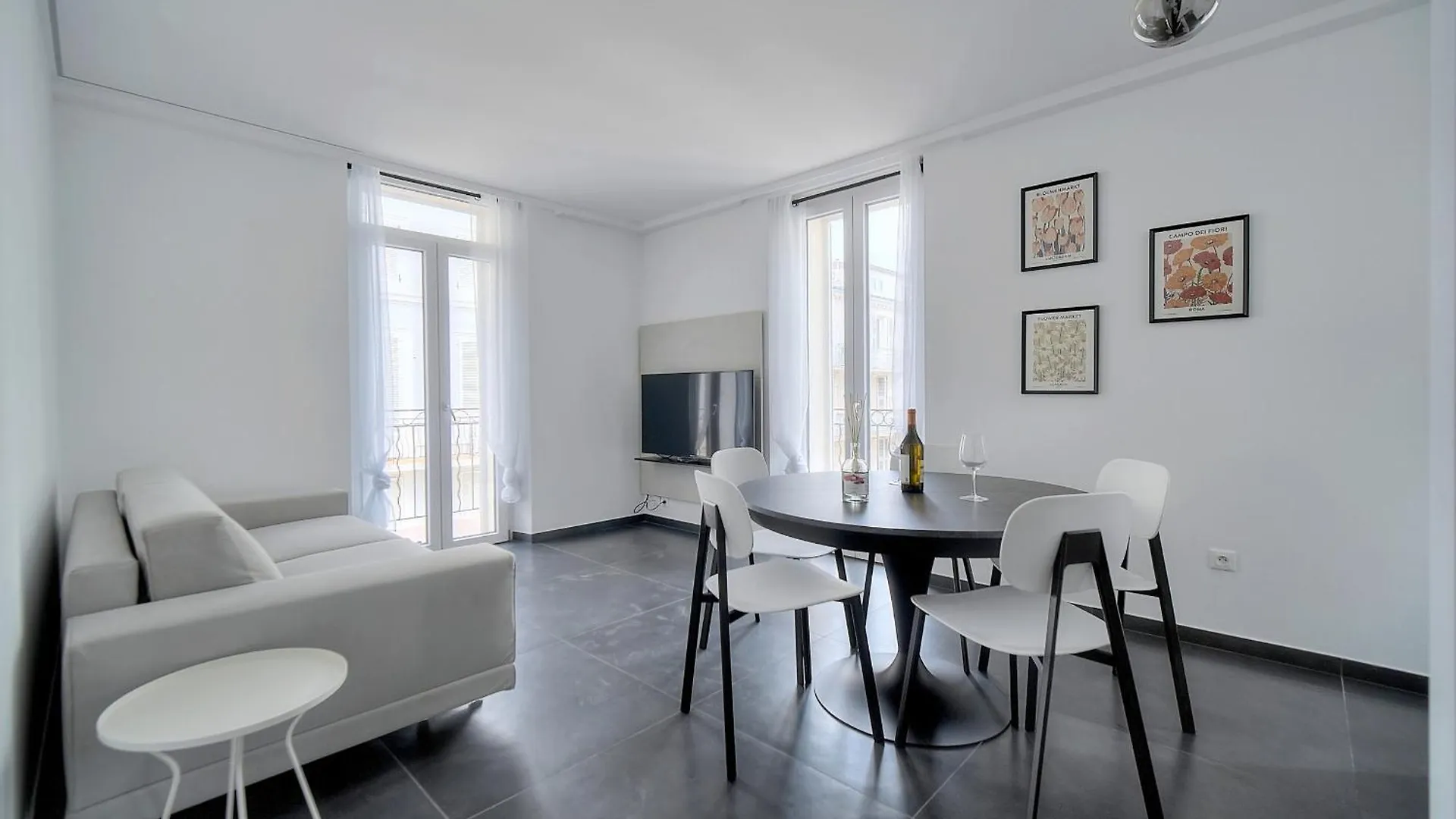 Grand 2 Pieces Moderne Carre D Or A1B205 Apartment Cannes