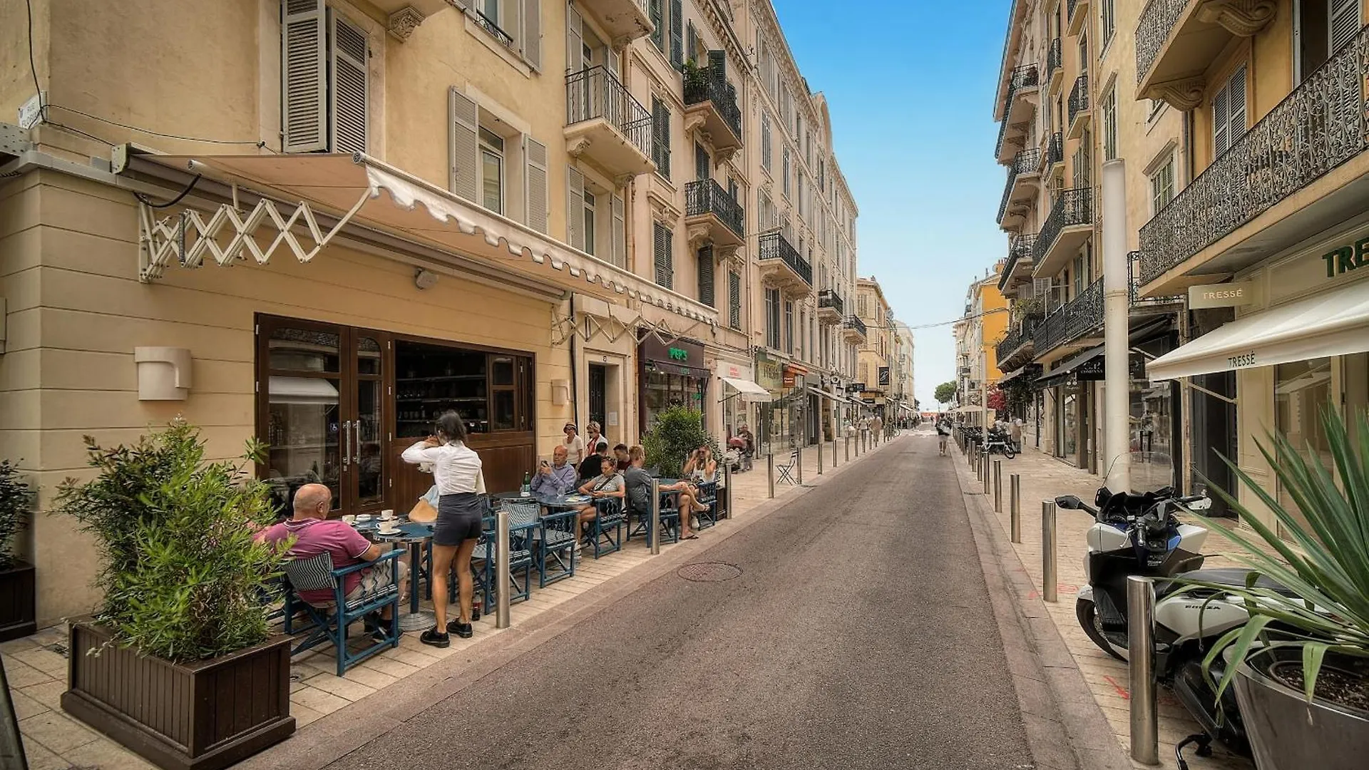Grand 2 Pieces Moderne Carre D Or A1B205 Apartment Cannes France