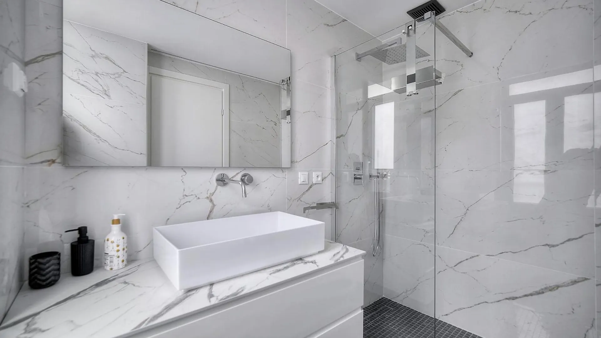 דירות קאן Grand 2 Pieces Moderne Carre D Or A1B205