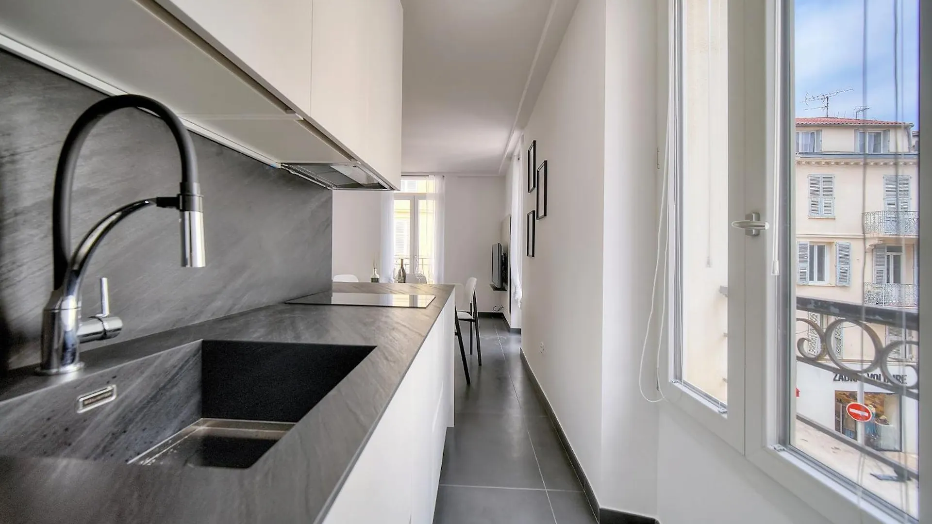 דירות קאן Grand 2 Pieces Moderne Carre D Or A1B205